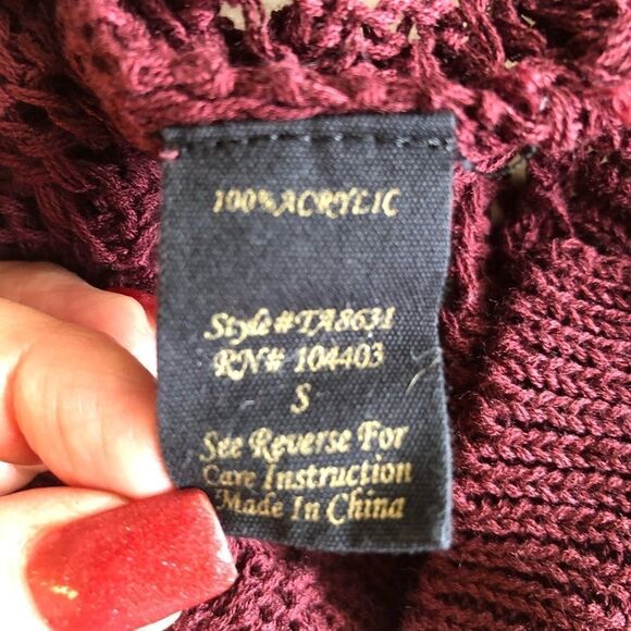 Mine Sz S Burgundy Lightweight Slouchy Knit Cable High Low Sweater - Picture 7 of 8